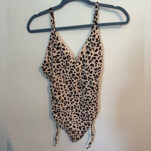 Shade & Shore Tan and Black Leopard Print Bodysuit